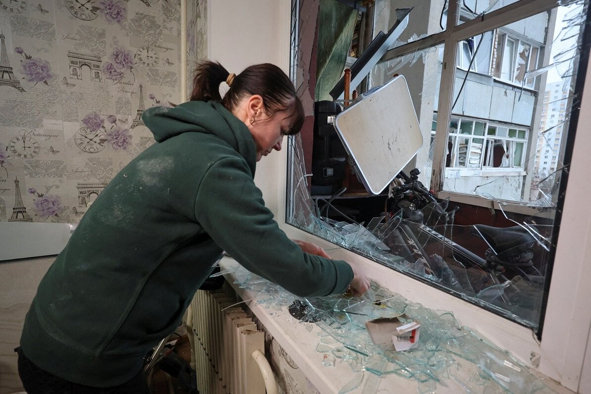 Krievija naktī uzbruka Ukrainai ar 420 droniem un 39 raķetēm