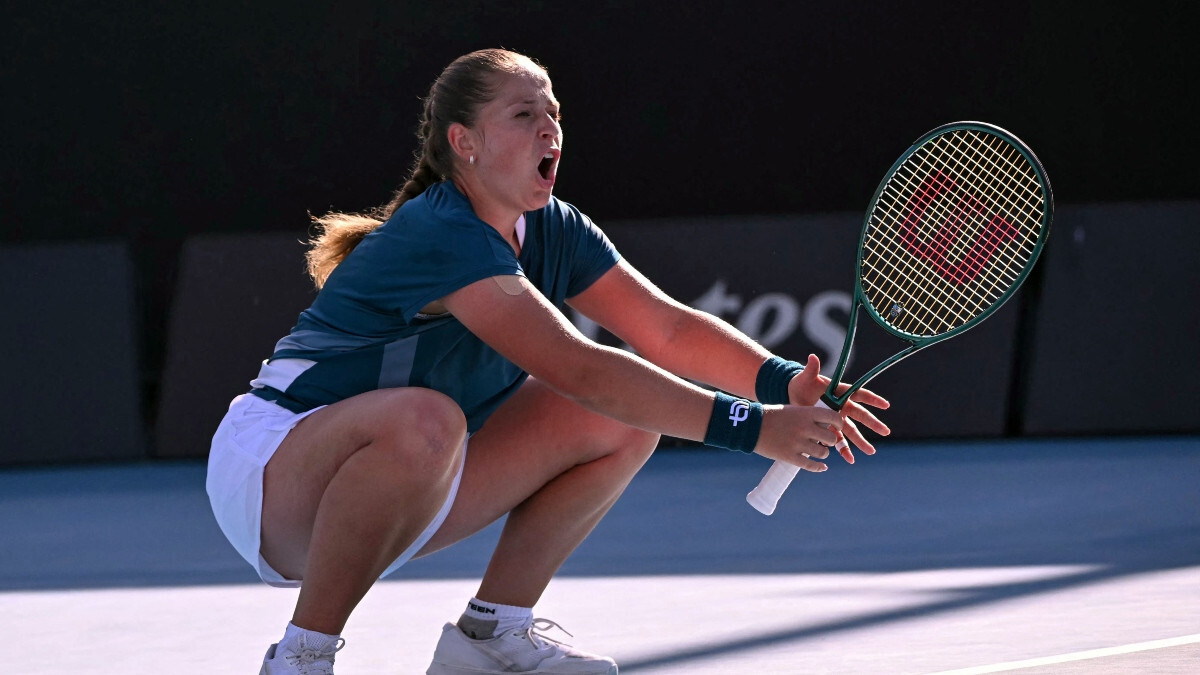 Ostapenko WTA rangā noslīd uz 27. vietu