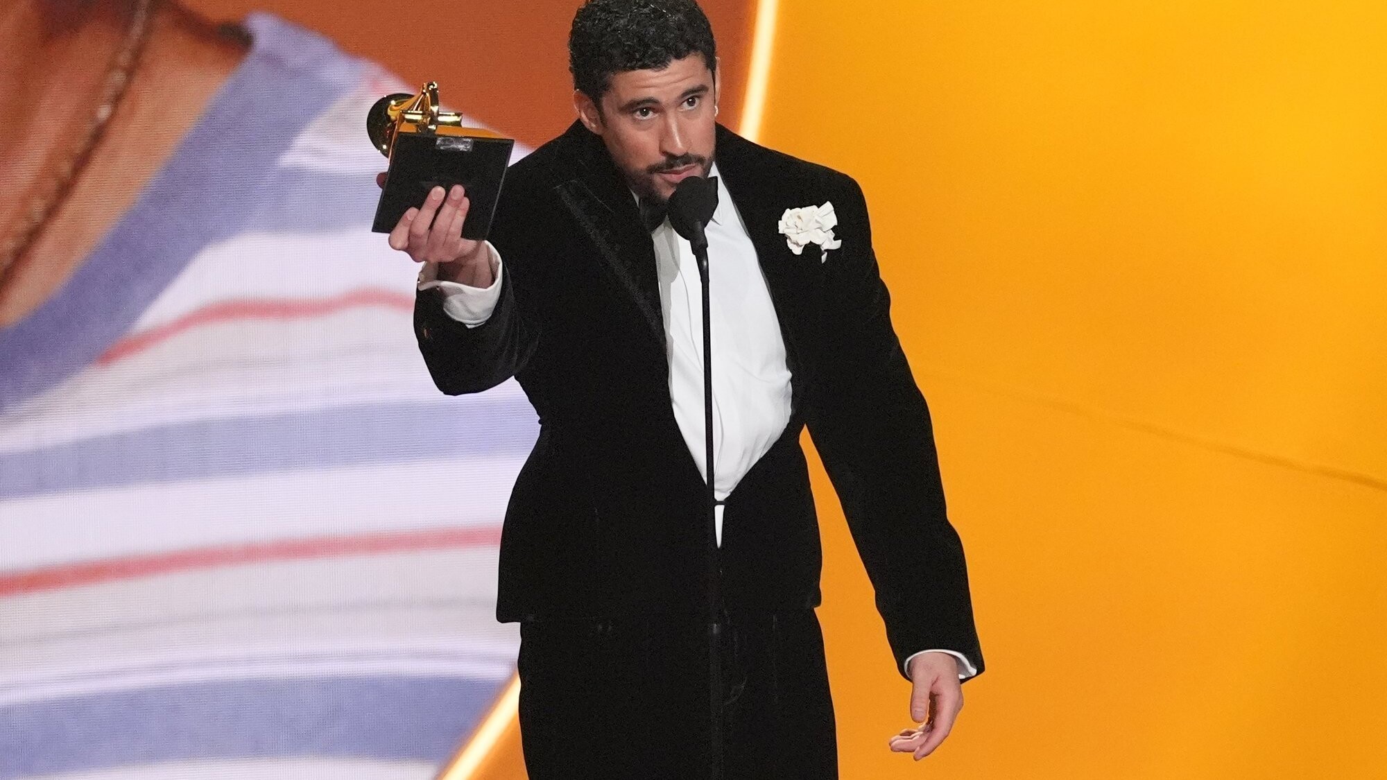 “Grammy” galveno balvu pirmo reizi piešķir albumam spāņu valodā
