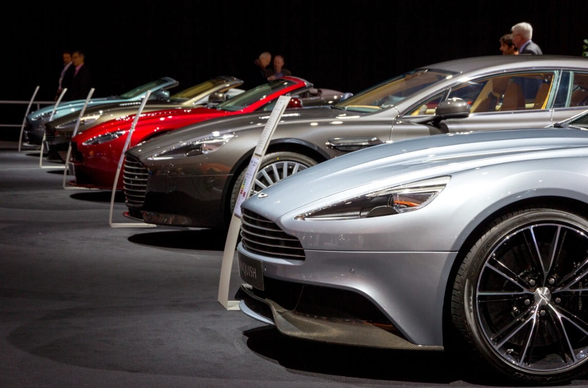 “Aston Martin” likvidēs 600 darbavietas