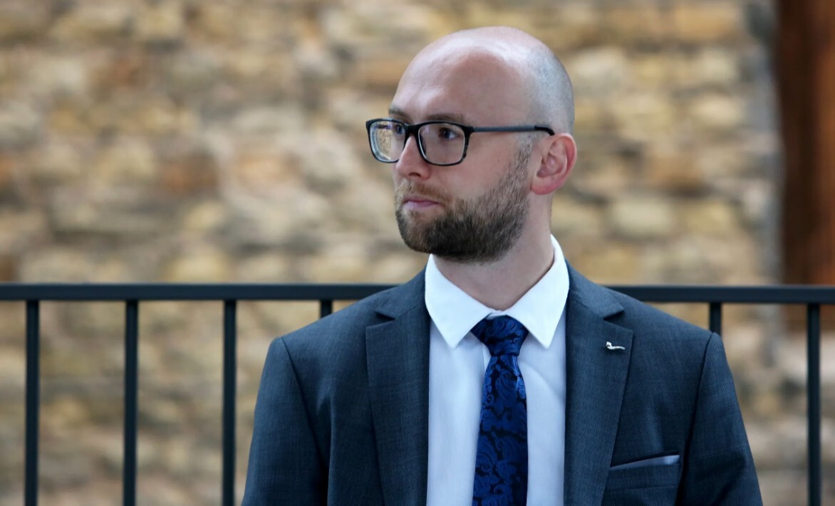 Pēc kavēta lēmuma dopinga lietā no amata atbrīvots Pārsūdzības komisijas priekšsēdētājs