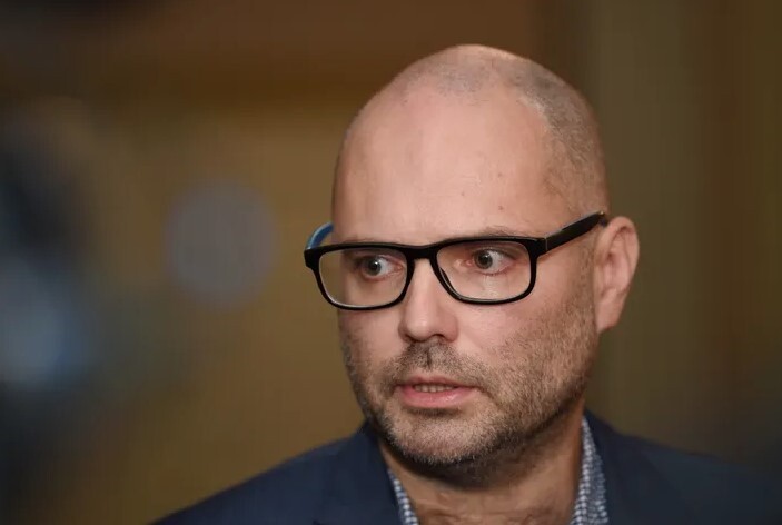 NEPLP priekšsēdētājs aicina deputātus lemt par krievu valodā raidošo radio staciju darbības izbeigšanu