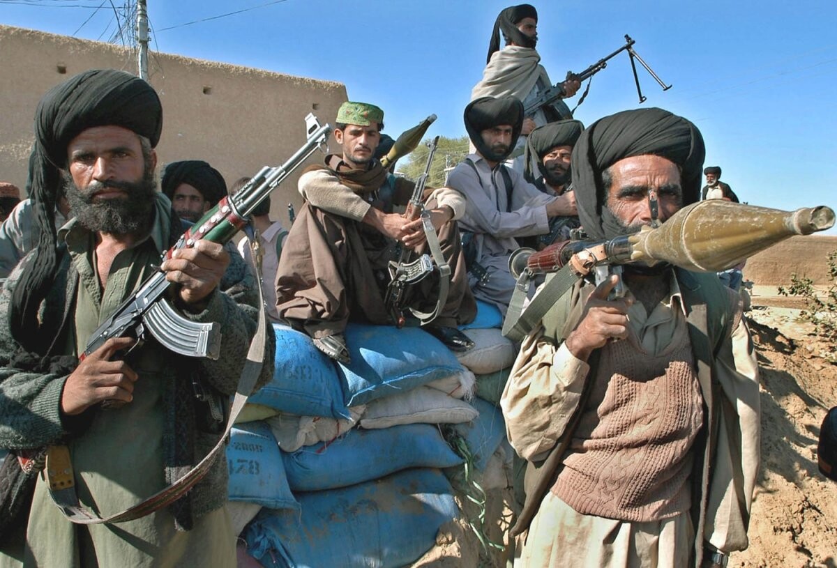 Pakistānā separātistu uzbrukumos nogalināti vairāk nekā 250 cilvēki