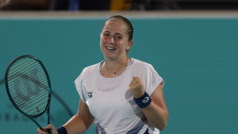 Video: Ostapenko sasniedz Dohas “WTA 1000” turnīra astotdaļfinālu