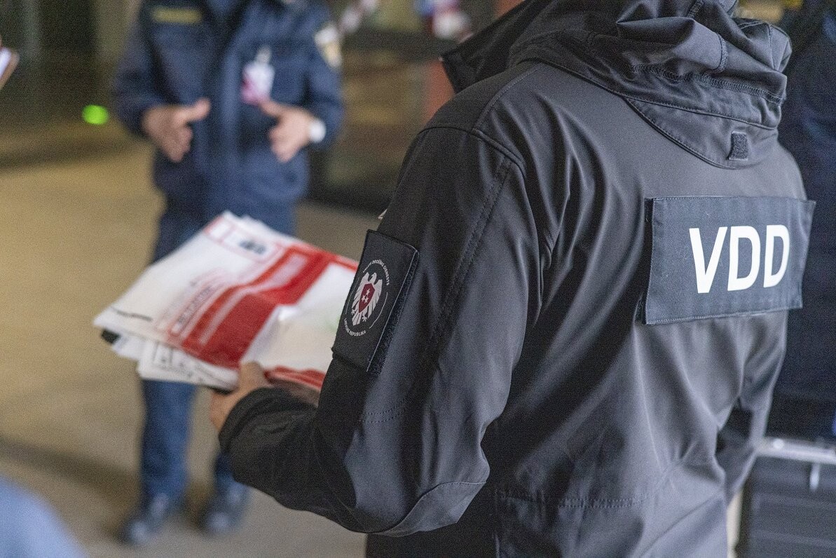 VDD gandrīz visos gadījumos sniedzis negatīvu atzinumu par karojušajiem un patvērumu pieprasījušiem Krievijas pilsoņiem