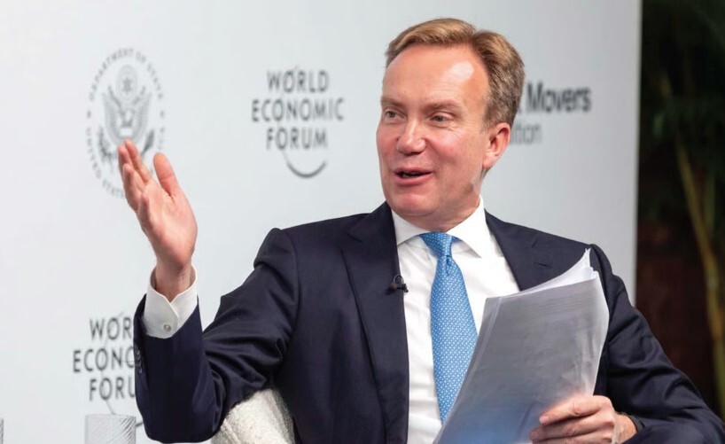 Pasaules ekonomikas forums izmeklēs Brendes saistību ar Epstīnu