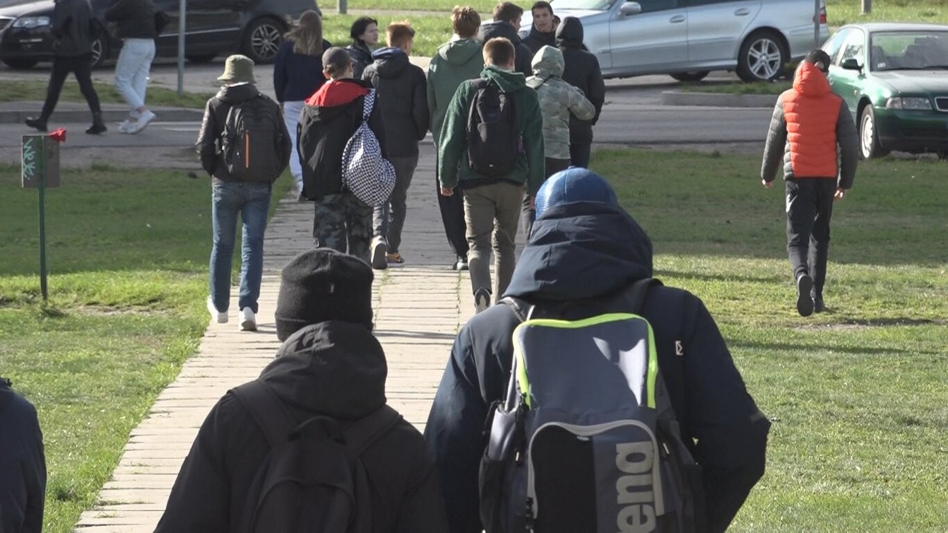Latvijā ieviesīs jaunu metodi darbam ar augsta riska uzvedības jauniešiem