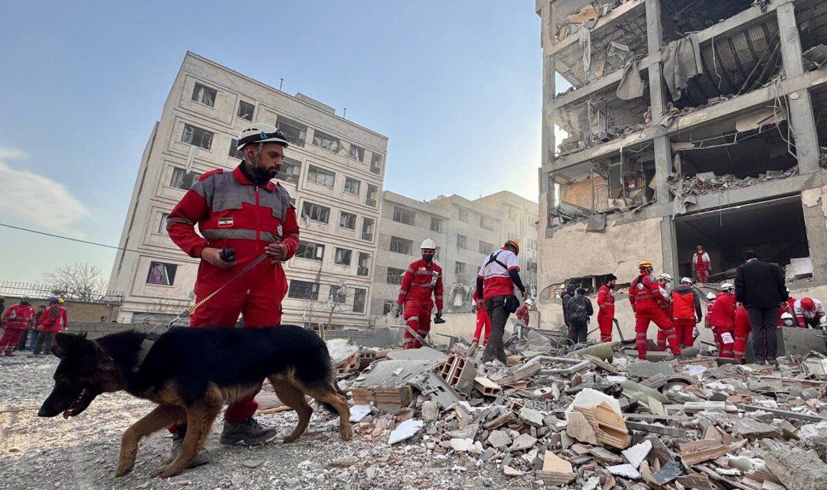 Izraēlas armija: Triecieni Irānai ilgs vēl vismaz trīs nedēļas