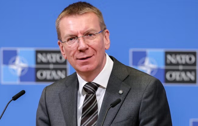 Valsts prezidents nākamnedēļ tiksies ar Latvijas senioru skolu pārstāvjiem