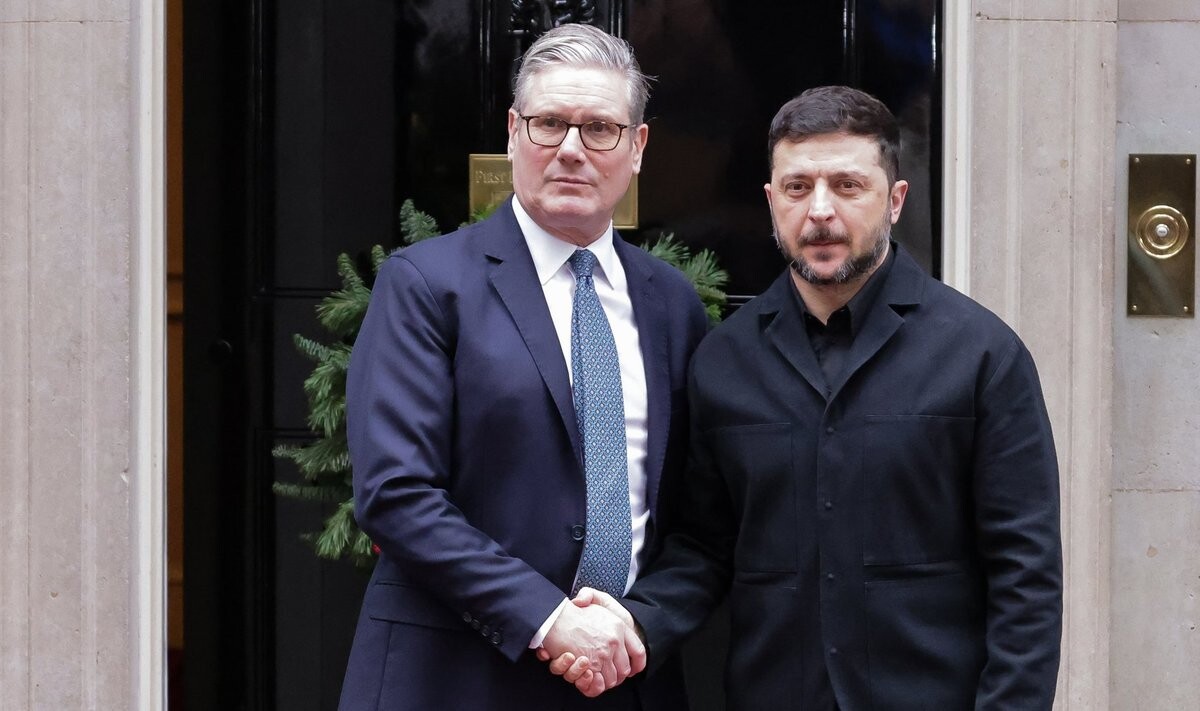 Zelenskis Londonā tiekas ar Stārmeru un Riti