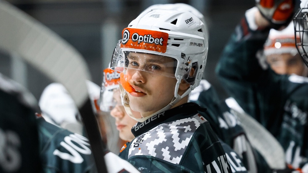Liepājnieku uzbrucējs Vutkevičs atzīts par OHL februāra labāko spēlētāju