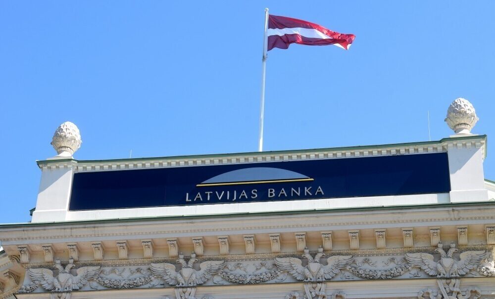 ZZS nepiekrītot, valdība atbalsta patērētāju kreditētāju uzraudzības nodošanu Latvijas Bankai