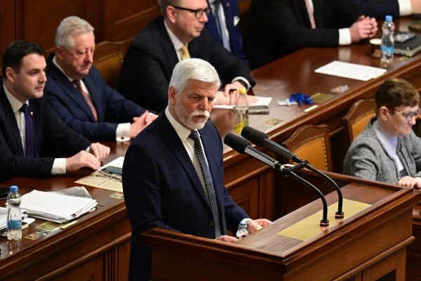 Pavels: Čehijas budžets neatbilst saistībām pret NATO