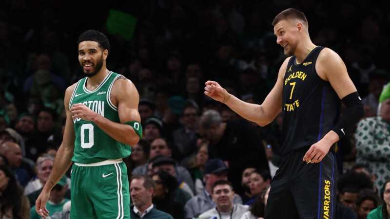 Video: Porziņģis gūst 11 punktus “Warriors” zaudējumā “Celtics”