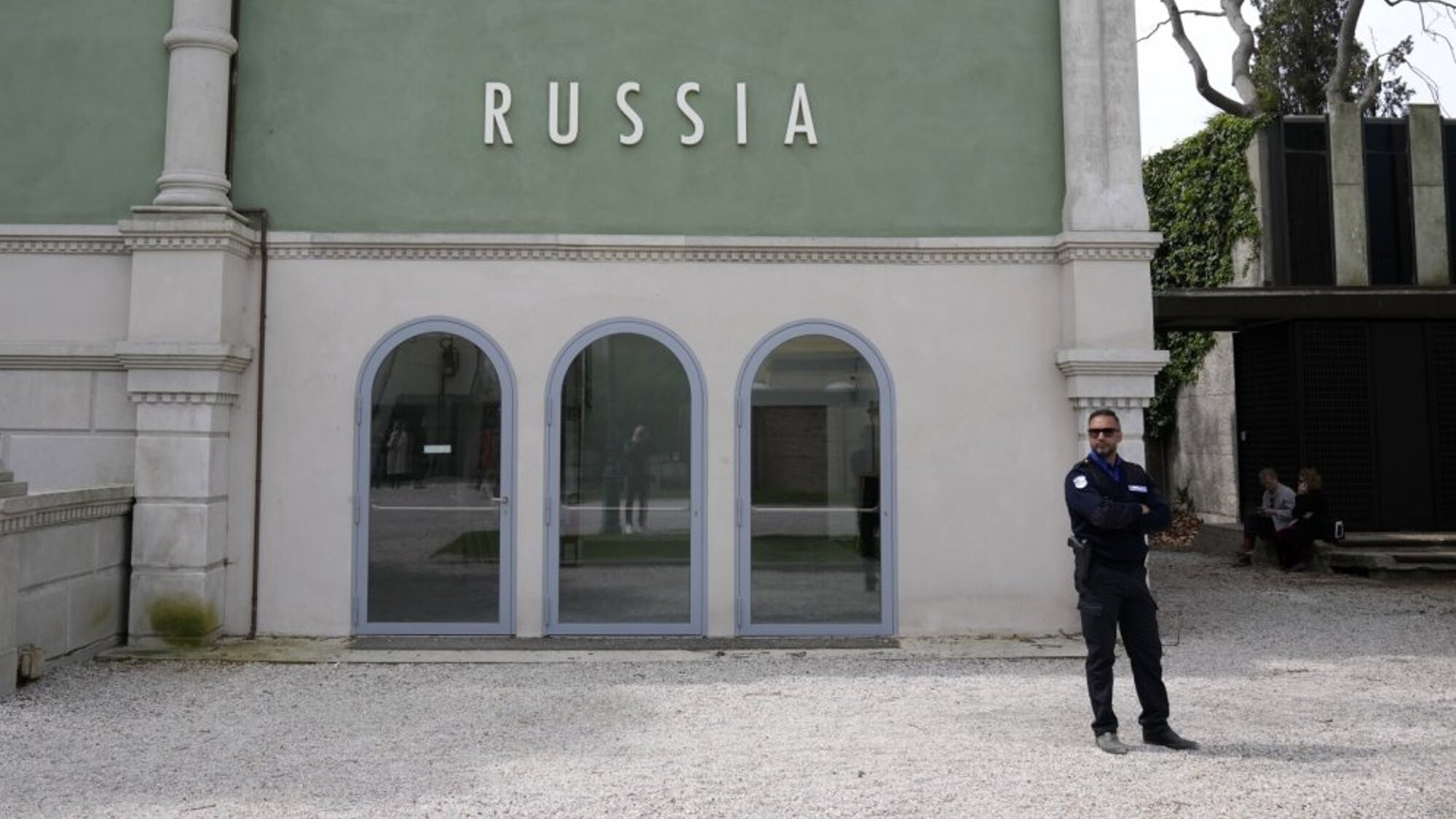 Baltijas paviljoni protestē pret Krievijas dalību Venēcijas biennālē