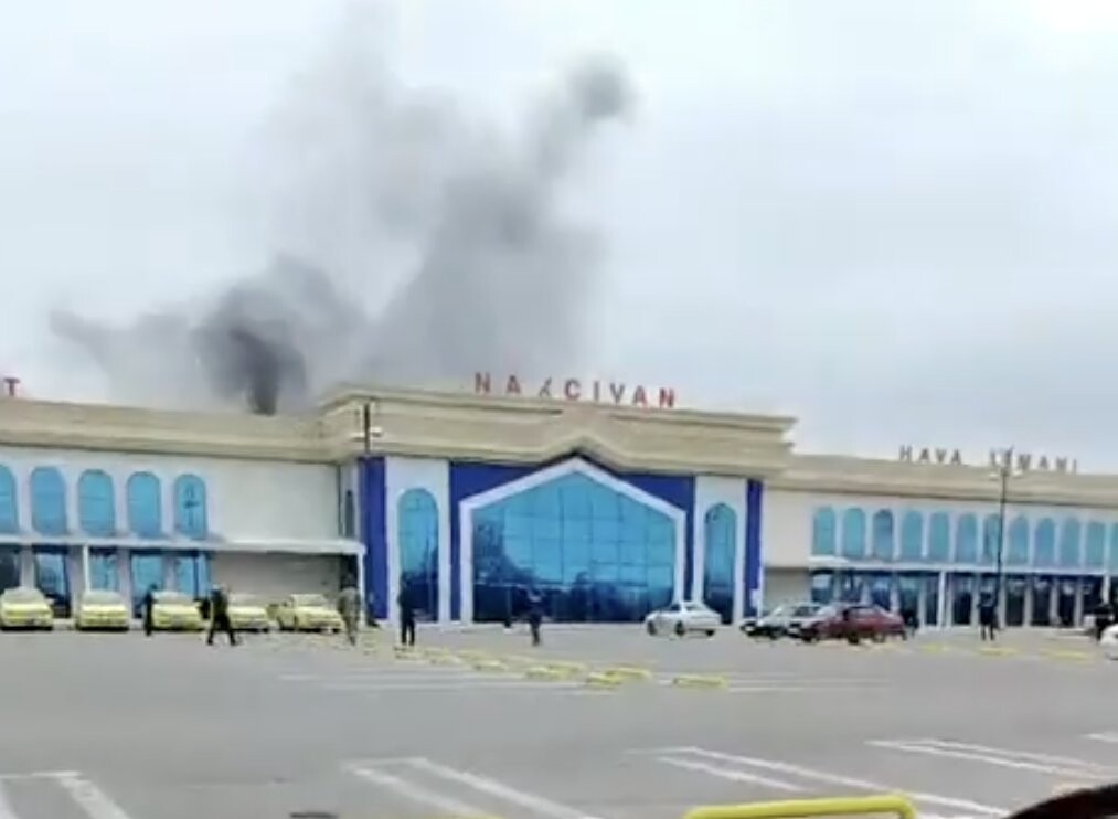 Video: Droni no Irānas veikuši triecienu Nahičevānai