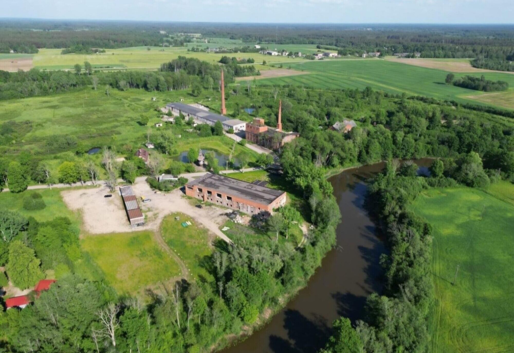 “Fontaine Rock City” Pāvilostā joprojām meklē pircēju – cena samazināta līdz 400 000 eiro