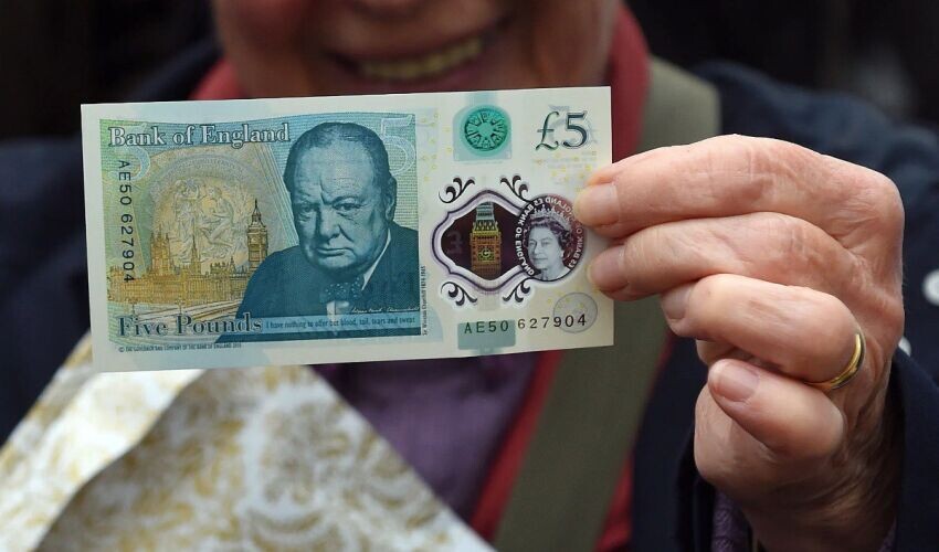 Lielbritānija plāno atteikties no Čērčila attēla uz banknotēm
