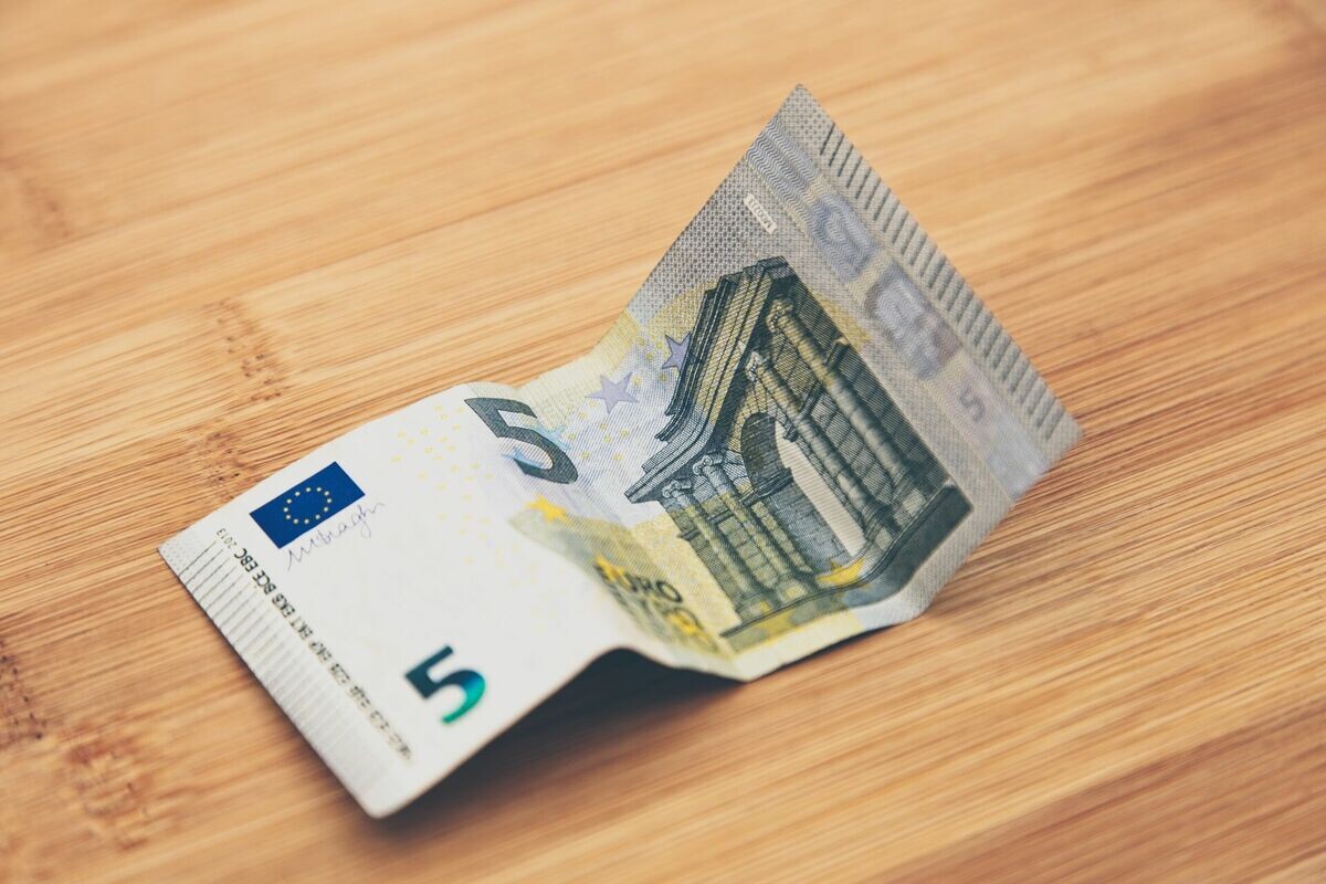 LSDSP iebilst pret pašu partneru virzīto ieceri mazināt piemaksas par virsstundām un darbu svētku dienās