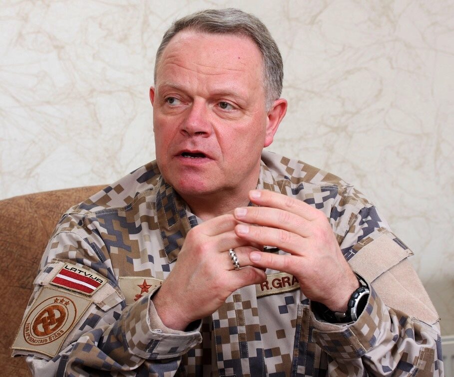 Militārais eksperts: Tramps ar karu Irānā iekļuvis paša izveidotā ekonomiskajā slazdā