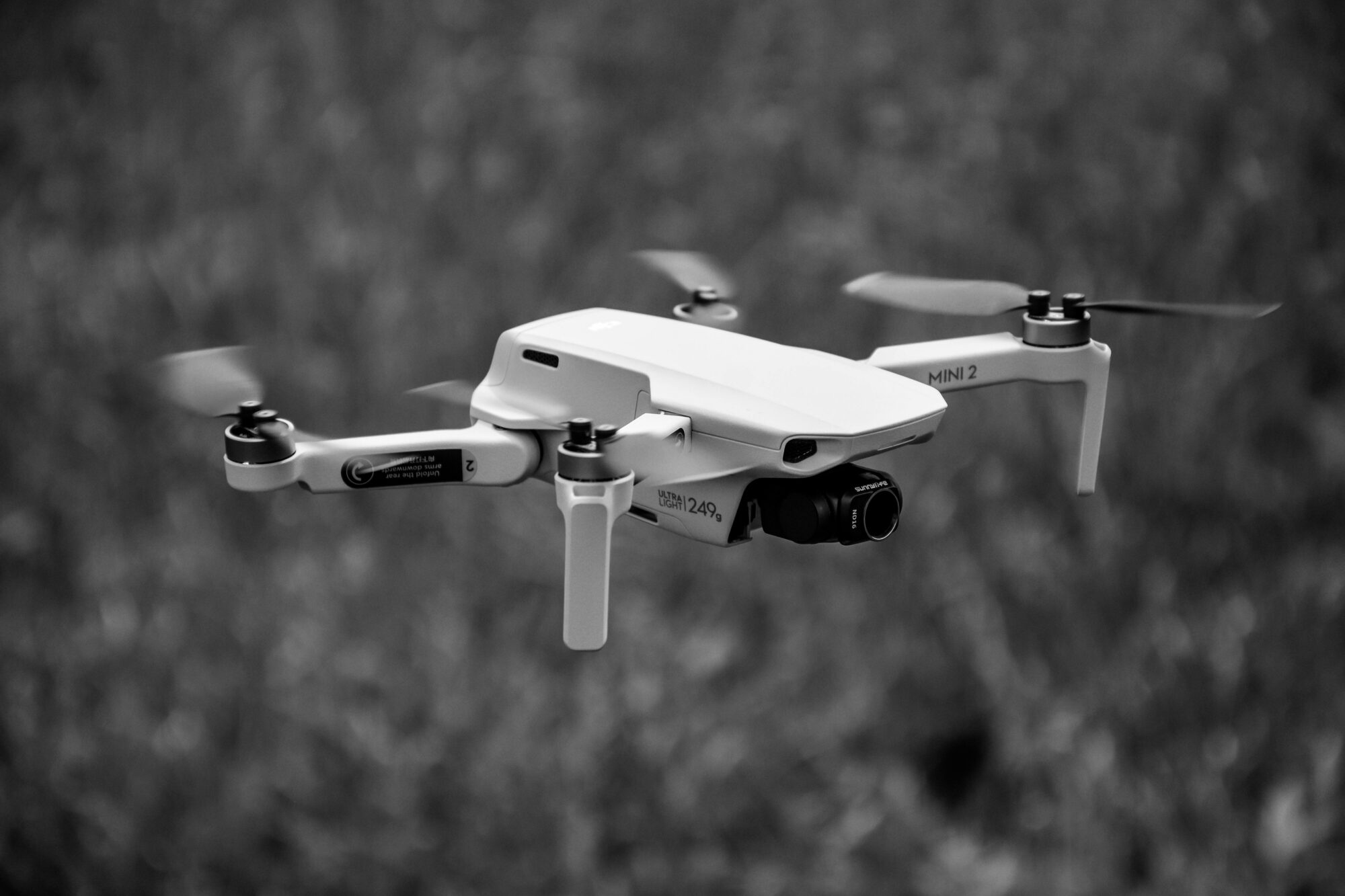 Vai Tava apsardzes sistēma ir gatava nākotnei? Iepazīsti dronu tehnoloģijas
