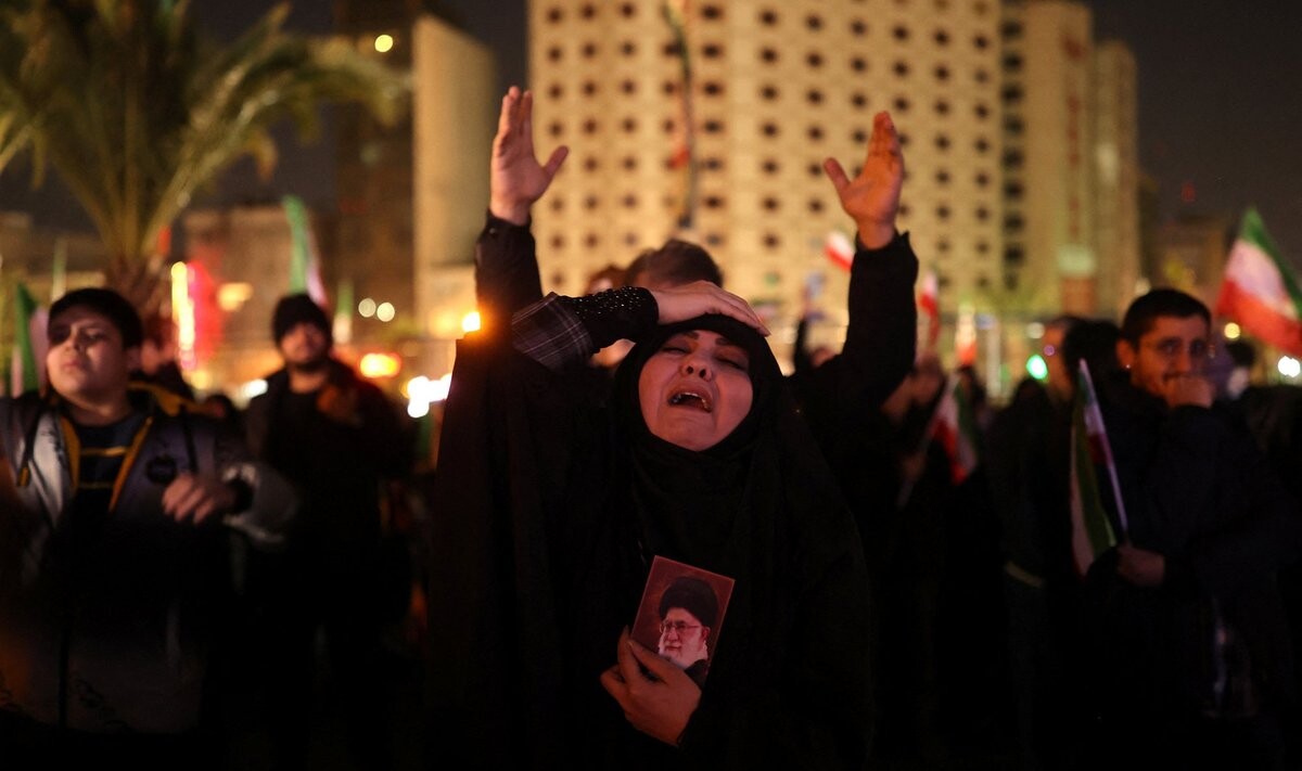 Pakistānā protestos pret Hamenei likvidāciju nogalināti vismaz 25 cilvēki