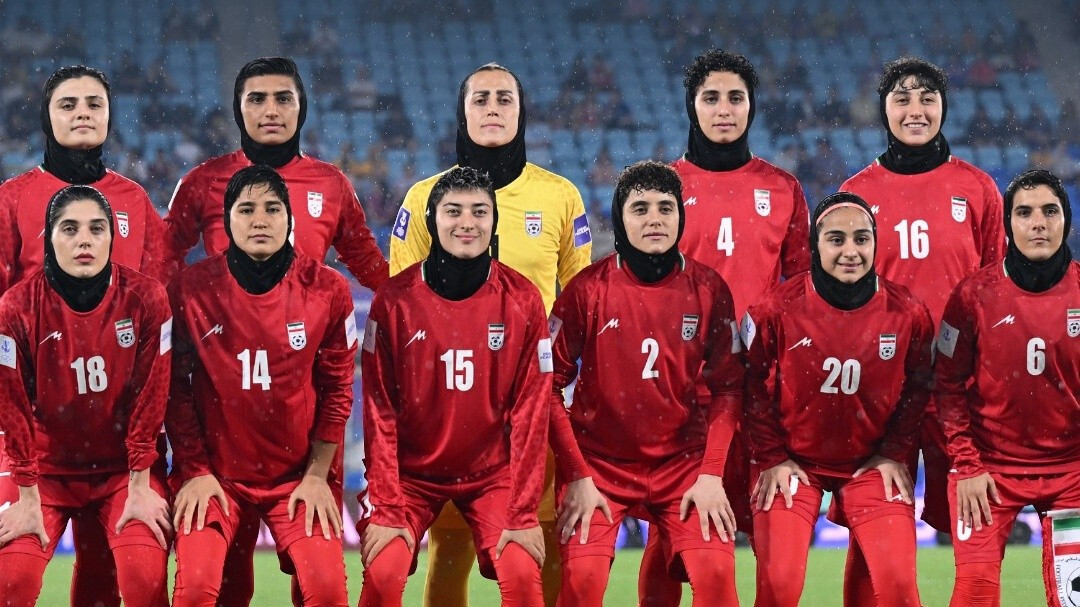 Piecām Irānas futbolistēm piešķirts politiskais patvērums Austrālijā