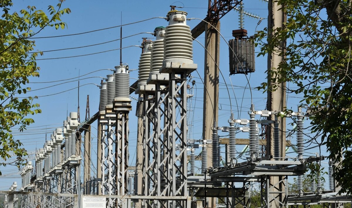 Pēc Krievijas triecieniem Ukrainai atvienots Moldovas galvenais elektroenerģijas savienojums ar Eiropu