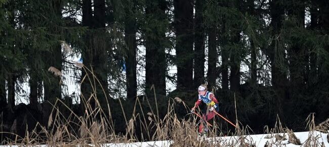 Latvijas distanču slēpotājiem pasaules junioru čempionātā 19. vieta komandu stafetē
