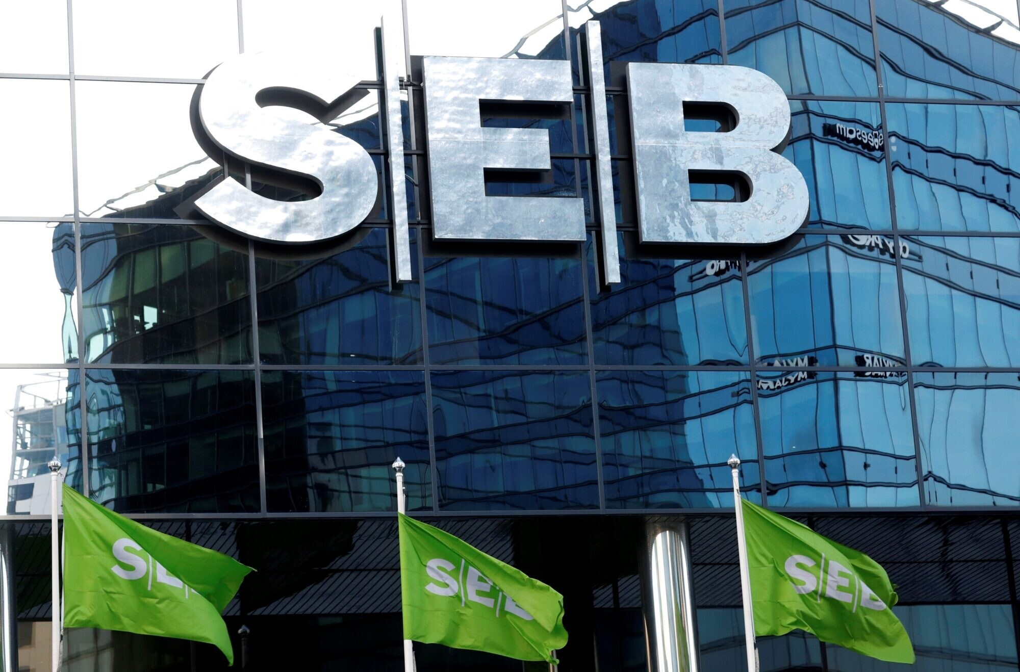 Par Latvijā labāko darba devēju pērn atzīta “SEB banka”