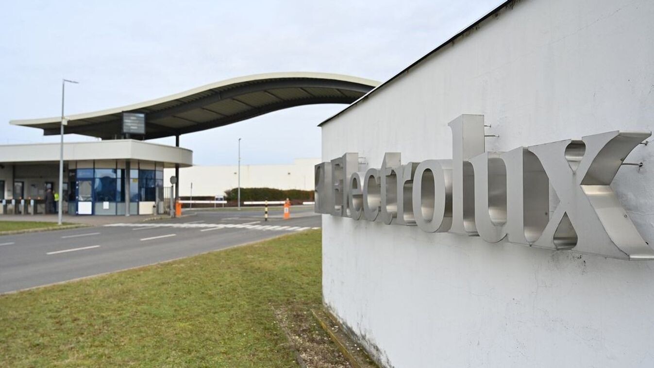 “Electrolux” slēgs saldēšanas iekārtu rūpnīcu Ungārijā