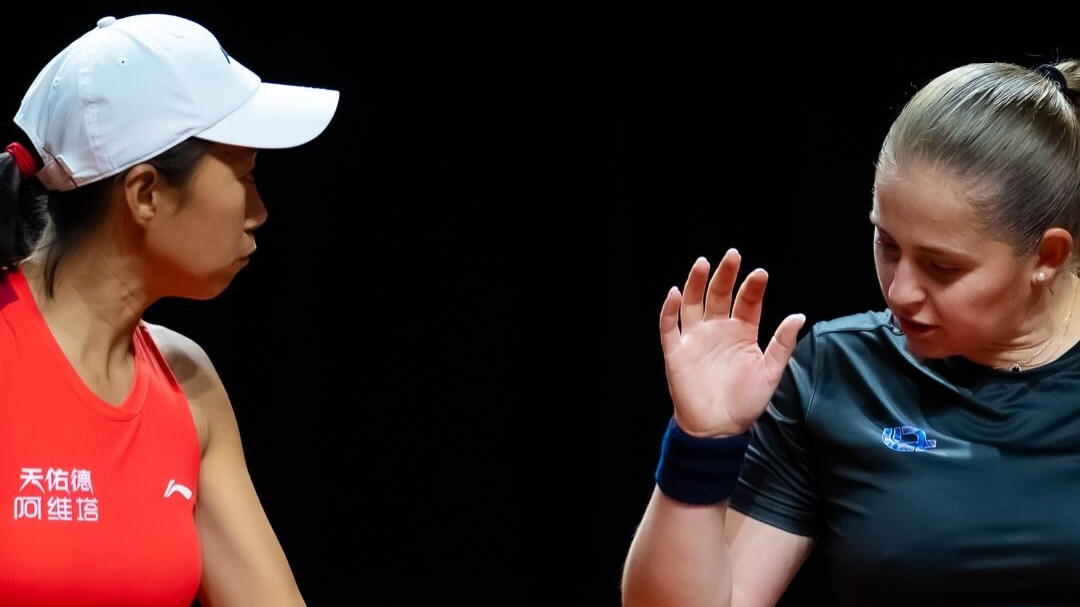 Video: Ostapenko Štutgartes “WTA 500” turnīrā sasniedz dubultspēļu finālu