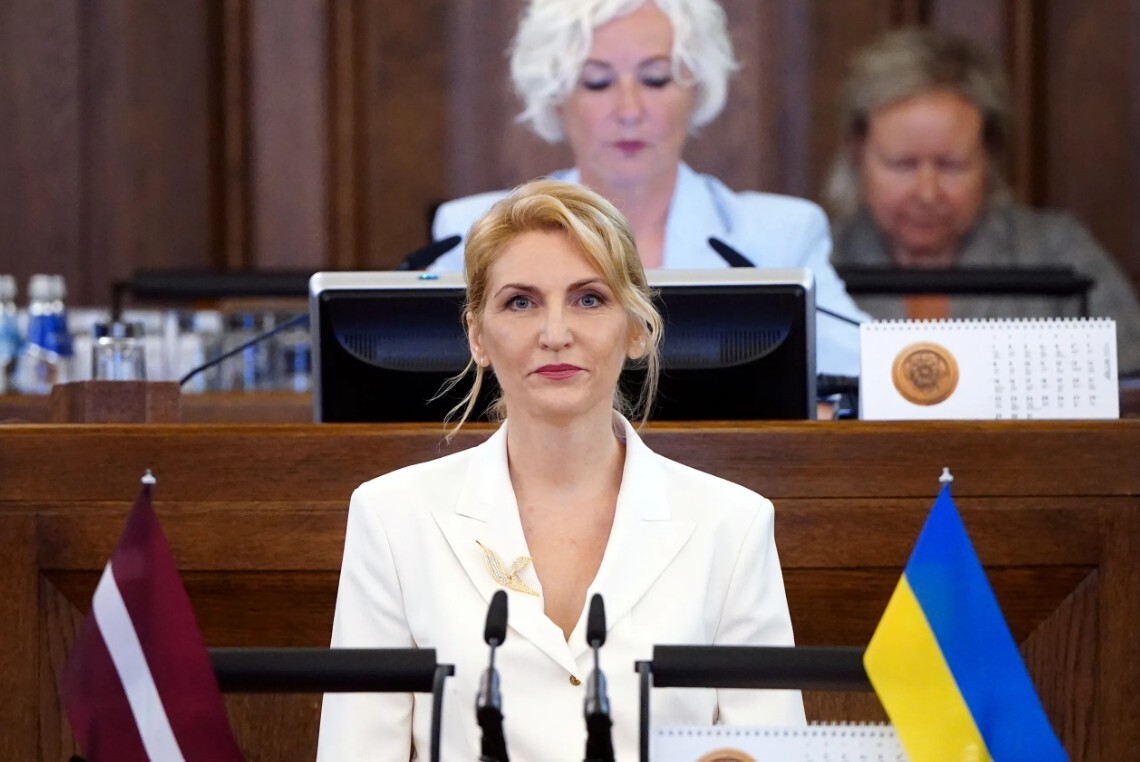 Deputāte Stobova pērn bezskaidrā naudā bija uzkrājusi 99 000 eiro