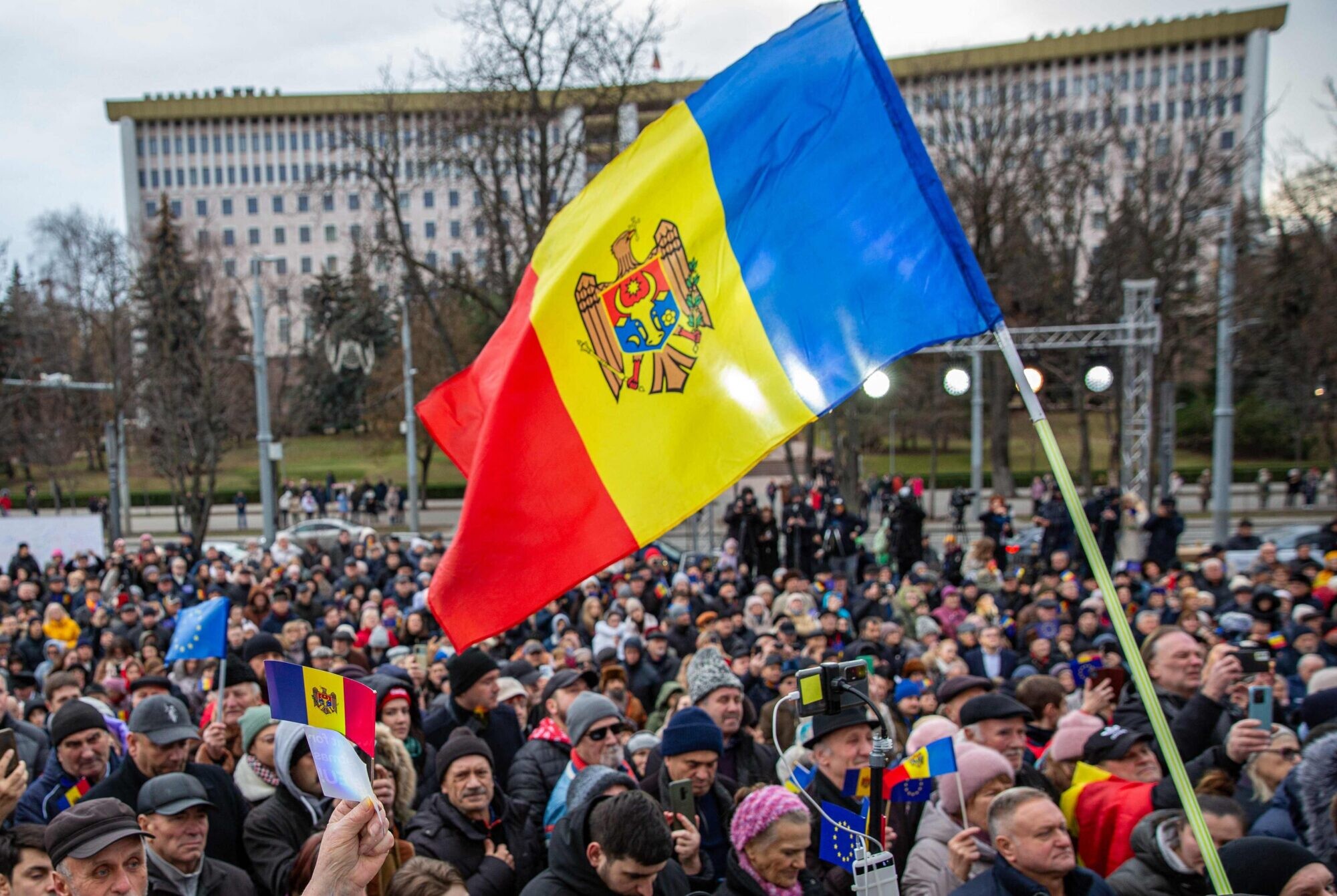 Moldovas parlaments apstiprina likumprojektus par izstāšanos no NVS