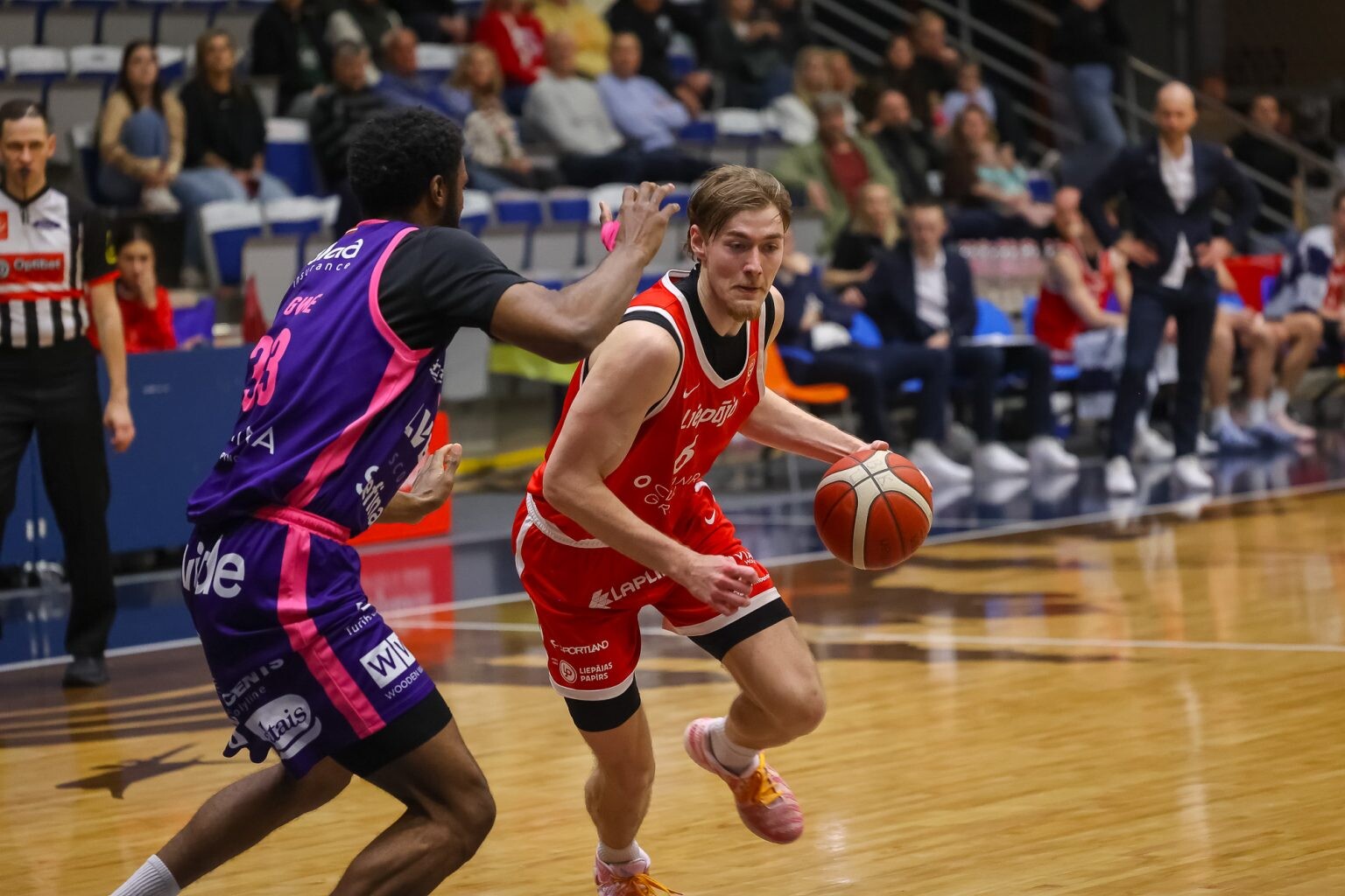 “Liepājas” basketbolisti ar zaudējumu “Rīgas zeļļiem” noslēdz sezonu