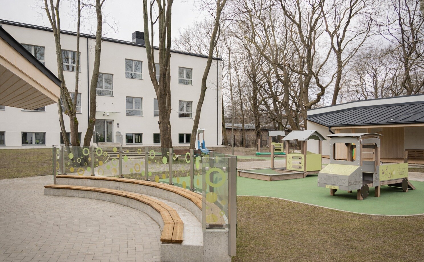 Liepājas domes vadība aicina iepazīt rekonstruēto bērnudārzu “Kriksītis” un pārrunāt aktuālo izglītībā
