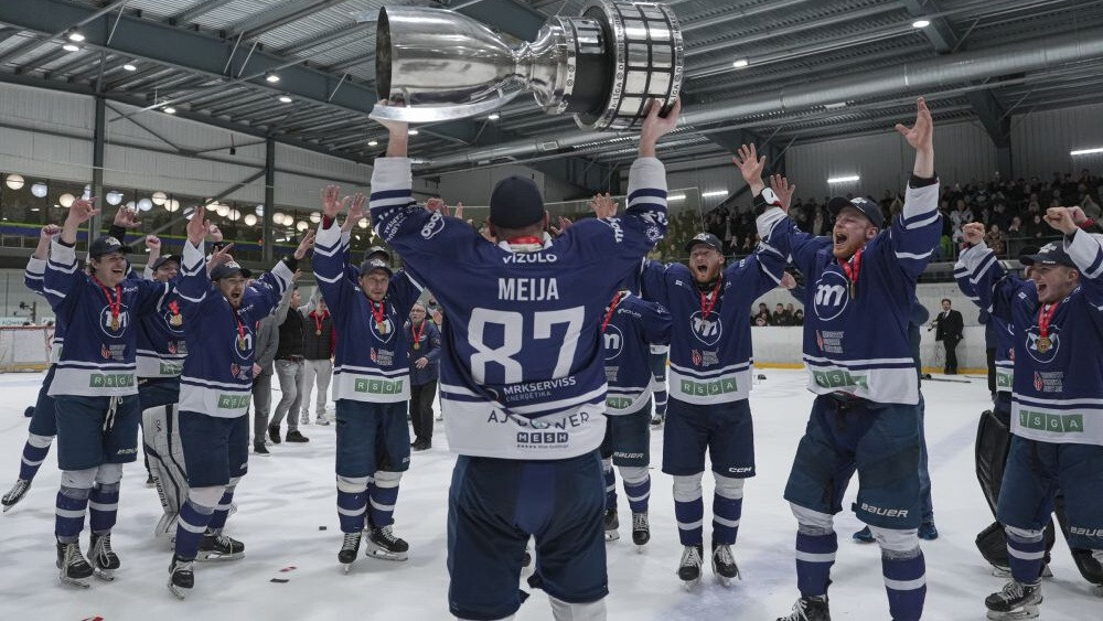Video: “Mogo”/RSU hokejisti izcīna trešo OHL čempiontitulu pēc kārtas