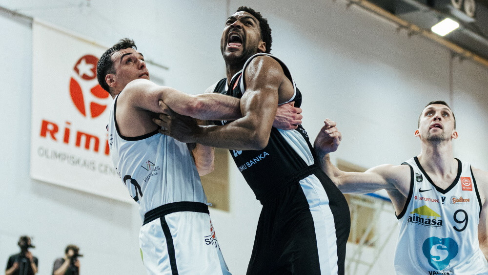 “Valmiera Glass”/ViA basketbolisti pirmo reizi sasniedz Latvijas-Igaunijas līgas finālu