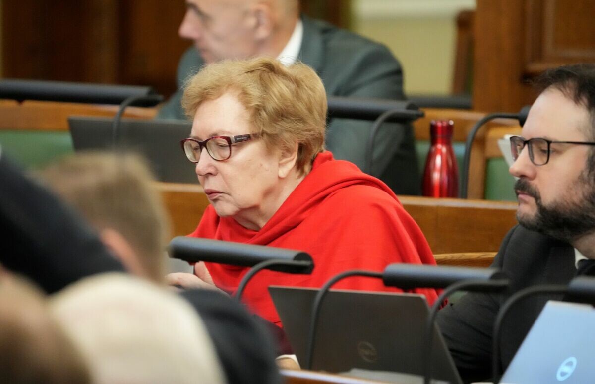 Deputātes Rasnačas ienākumi pērn sasniedza 110 000 eiro
