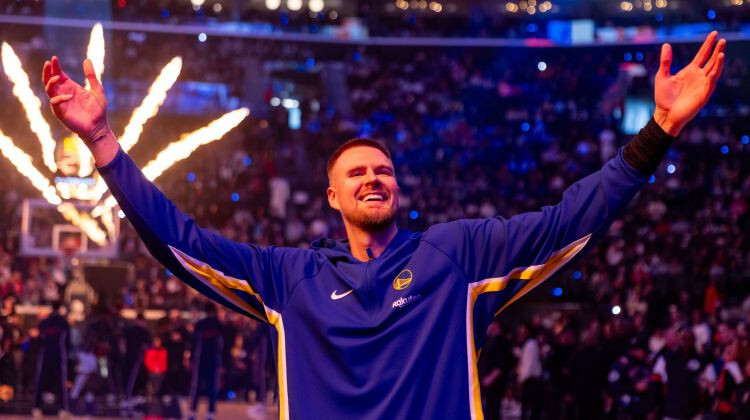 Veselība pāri rezultātam: “Warriors” arī pārspēlē turpinās ierobežot Karija, Porziņģa minūtes