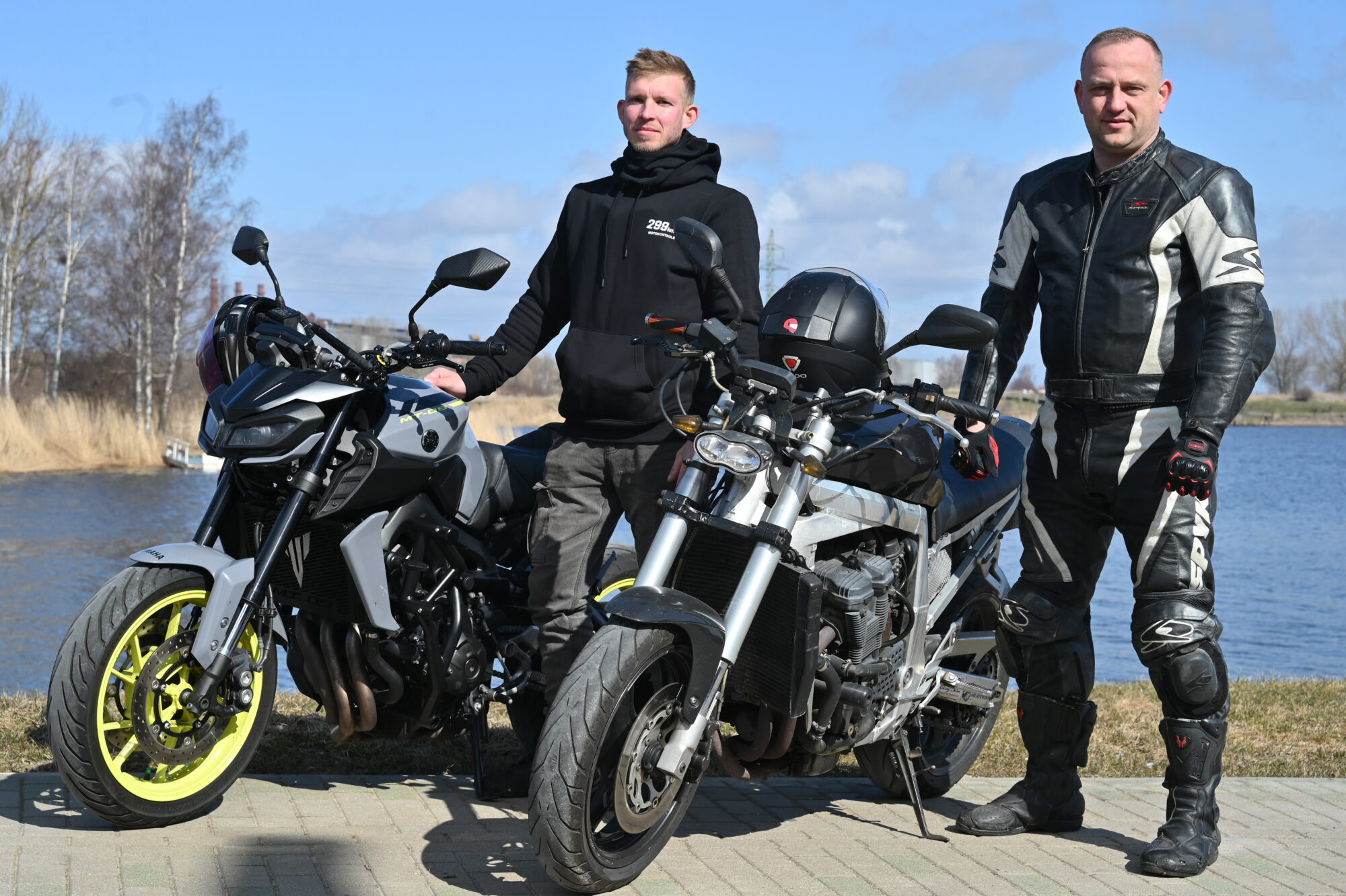 Foto: Motocikls kā antidepresants – ugunsdzēsēju azarts, adrenalīns un ceļš