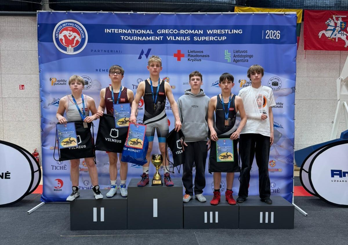 Cīkstoņi gatavojas U15 Eiropas čempionātam