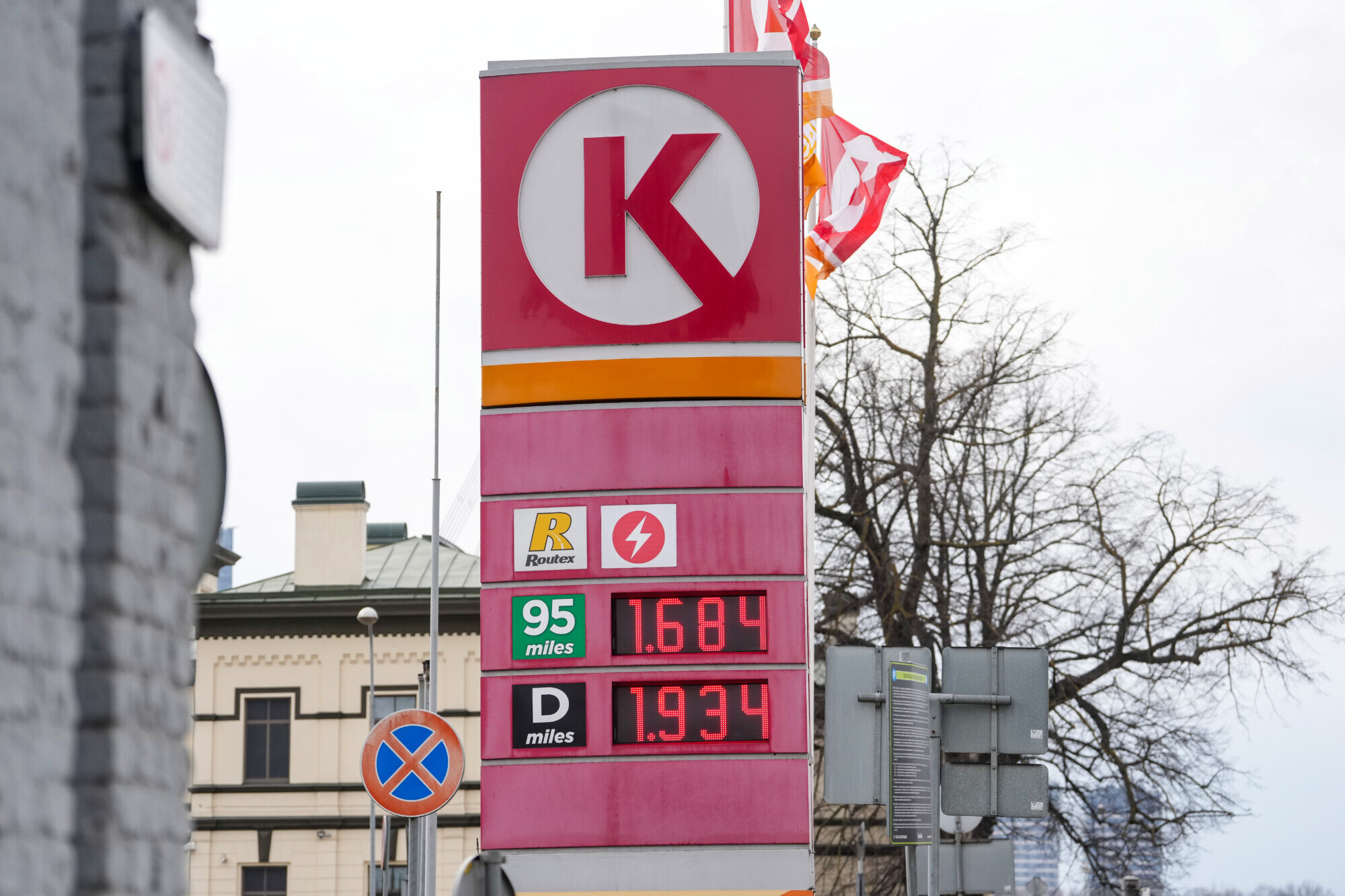 EM izstrādājusi operatīvo degvielas cenu monitoringa rīku