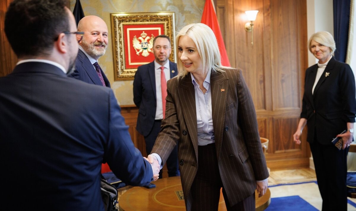 Melnkalne pavirzās soli tuvāk dalībai ES