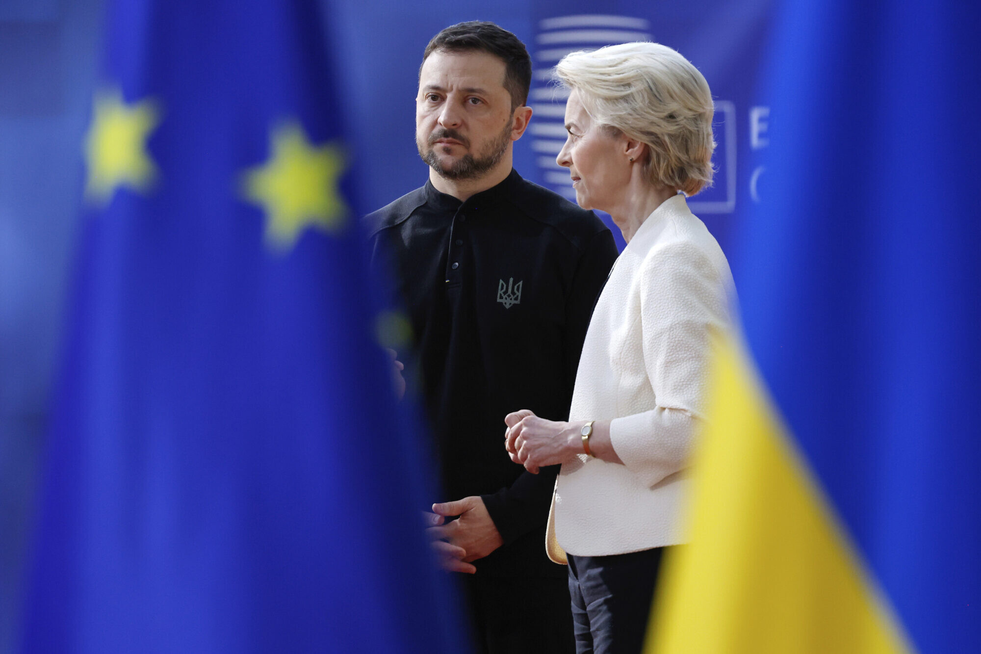 ES valstis vienojas atbloķēt 90 miljardu eiro aizdevumu Ukrainai