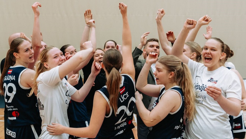 “Liepāja”/LSSS basketbolistes kļūst par Baltijas līgas otrās divīzijas uzvarētājām