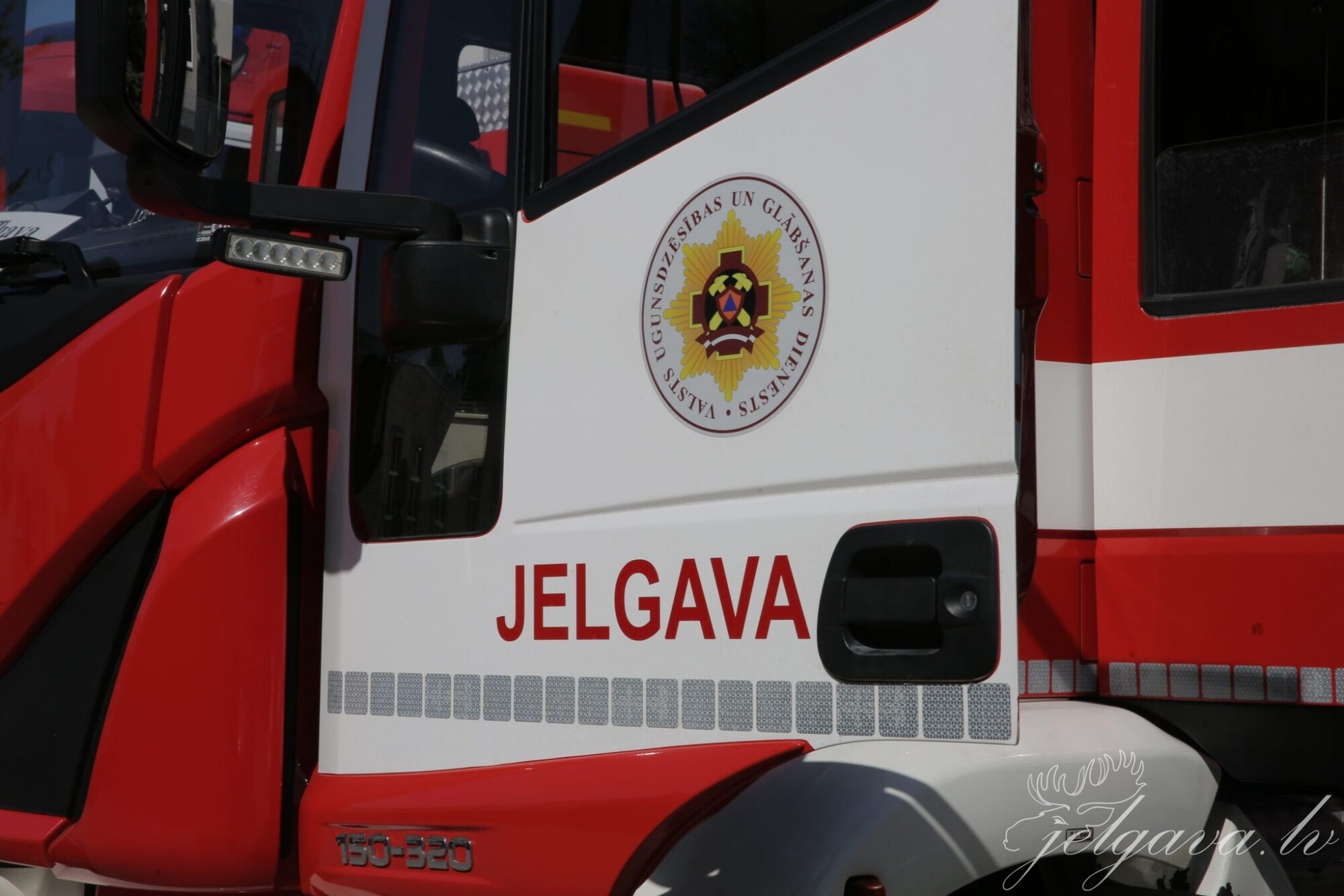Jelgavā no vilciena cisternas nelielā daudzumā noplūdusi ķīmiska viela