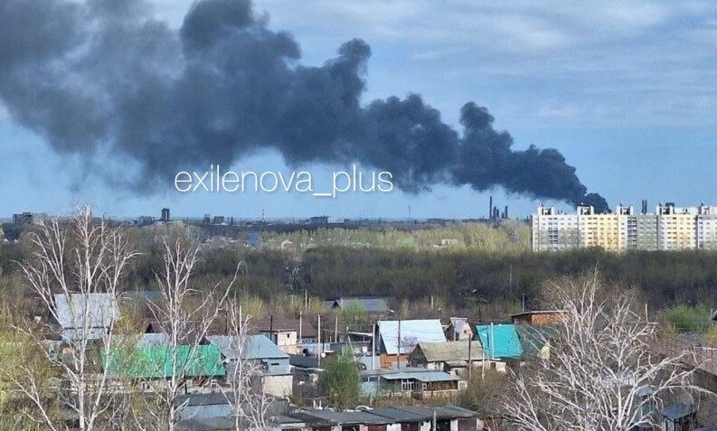 Video: Dronu triecienā cietusi naftas ķīmijas rūpnīca Baškortostānā
