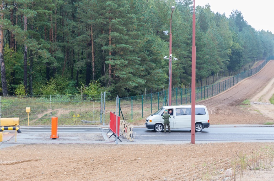 Latvijas robežu Krievijas un Baltkrievijas virzienā kopš elektroniskās reģistrācijas ieviešanas šķērsojušas 60 400 automašīnas