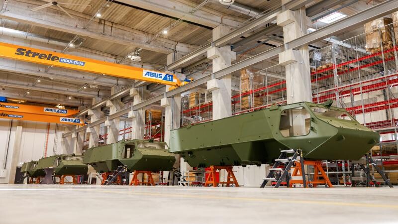 Latvijā patlaban tiek ražoti vismaz 208 militārie produkti